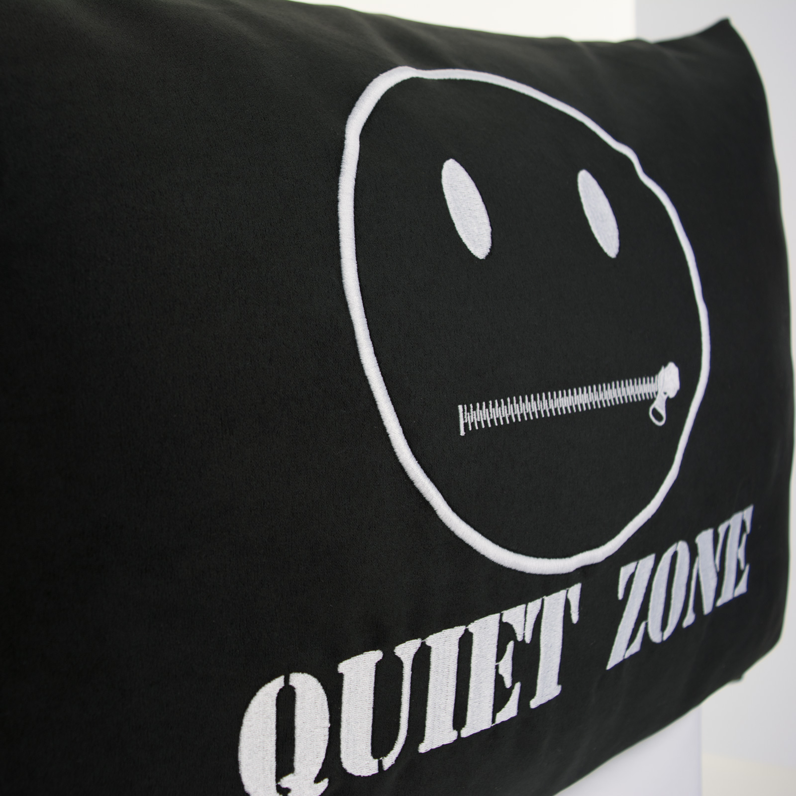 Quiet Zone - Kissen